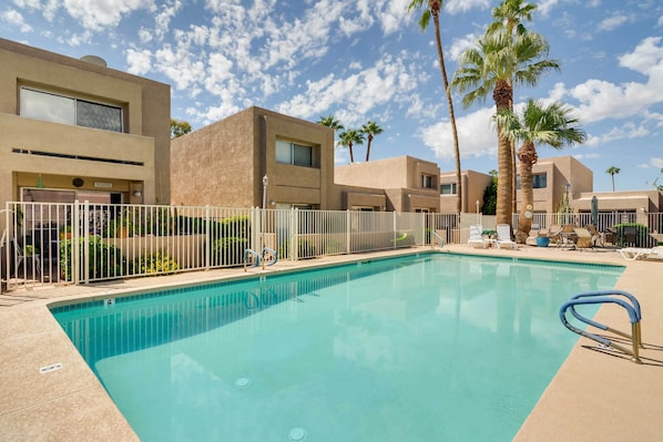 Mesa Vacation Rental Townhome | 2BR | 1.5BA | 1,022 Sq Ft | 1st Floor