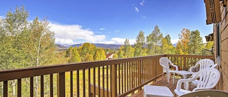 Silverthorne Vacation Rental | 3BR | 2.5BA | 1,800 Sq Ft | Stairs Required