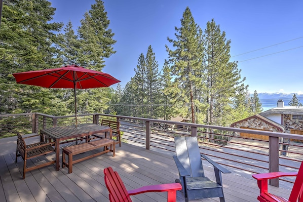 Tahoe City Vacation Rental | 3BR | 2.5BA | 1,744 Sq Ft | Stairs Required