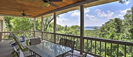 Branson Vacation Rental | 4BR | 3.5BA | 7,750 Sq Ft | Stairs Required