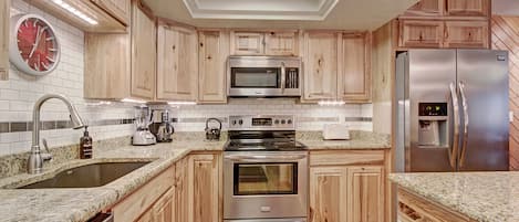 BE108 Bridge End Beautiful Fully Equipped Kitchen
