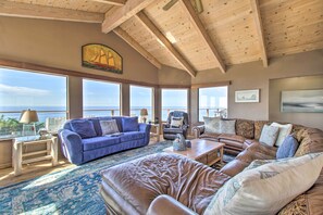 Living Room | 180-Degree Ocean Views | Movie Collection