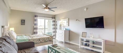 Ocean City Vacation Rental | Studio | 1BA | 544 Sq Ft | Stairs Required