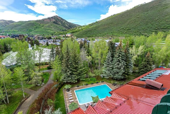 Enjoy all the amenities the Evergreen Lodge has to offer, including heated outdoor pool, hot tub, sauna, sports bar, and more.