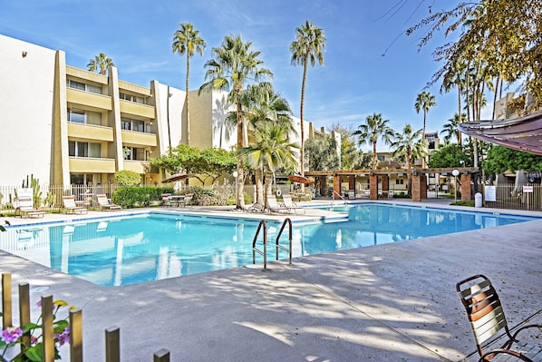 Scottsdale Vacation Rental Condo | 2BR | 2BA | 4th Floor | 1,066 Sq Ft