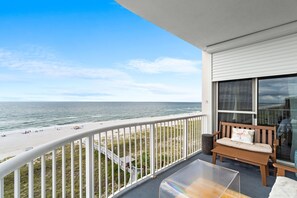 Private Beachfront Balcony