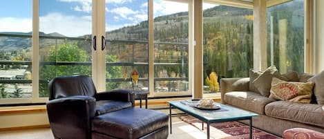 Inviting living space with mountain views.