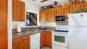 Sealodge at Princeville #D5 - Fuly Equipped Kitchen - Parrish Kauai