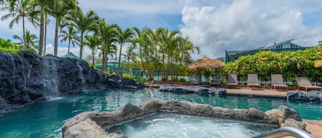 Pool & Hot Tub - Relax and melt away stress in the resorts Hot tub and Pool.