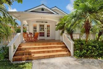 Little Grass Shack, A/C in bedrooms