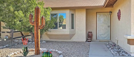 Tucson Vacation Rental Home | 3BD | 2BA | 1,220 Sq Ft | Half-Step for Access