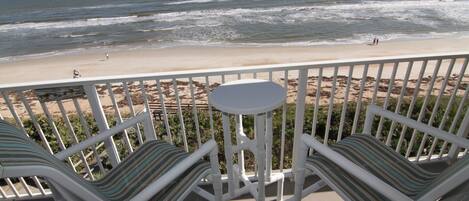 New furniture on the balcony! Enjoy your morning cup of coffee and watch the sun rise.