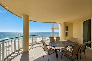 Private Beachfront Balcony