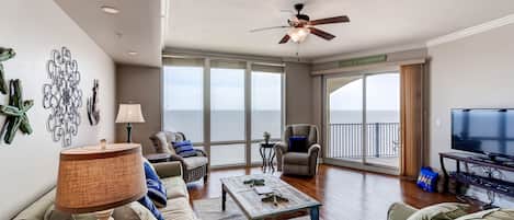 Gulfport Vacation Rental Condo | 3BR | 2BA | Elevator Access