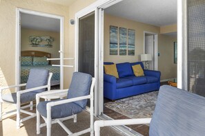 Beach Place 206 Balcony