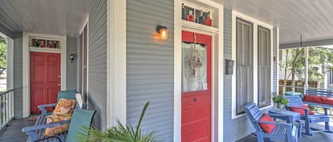 Gulfport Vacation Rental | 3BR | 2BA | 1,800 Sq Ft | Stairs Required