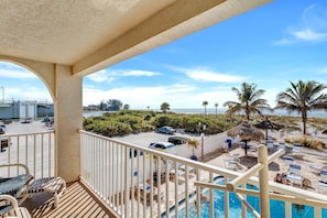 Beach Place 106 Balcony