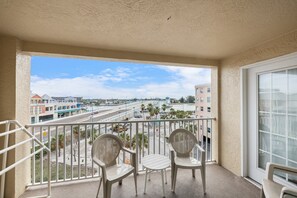 Beach Place 402 Balcony