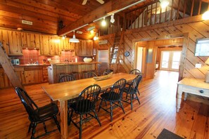 seating for 8 plus bar stools