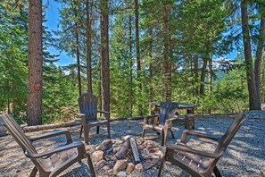 Spacious Yard | Fire Pit | Gas Grill | 2-Story Cabin