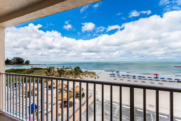 Beach Place 309 Balcony