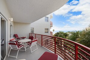 Crimson 205 Balcony