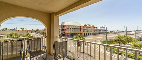 Beach Place 204 Balcony