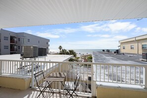 Surf Song 332 Balcony View