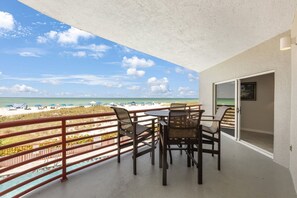 Crimson 101 Balcony