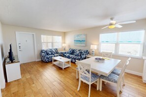 Dining Area 1-2