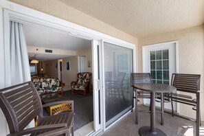 Beach Place 107 Balcony