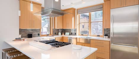 Ironwood A - the kitchen is fully equipped with top-of-the-line stainless appliances.