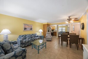 Living Room 1-4