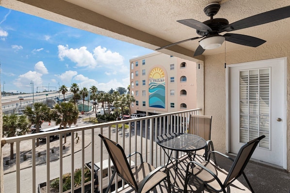 Beach Place 202 Balcony