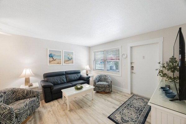 Surf Song 120 Living Room