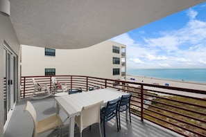 Crimson 301 Balcony