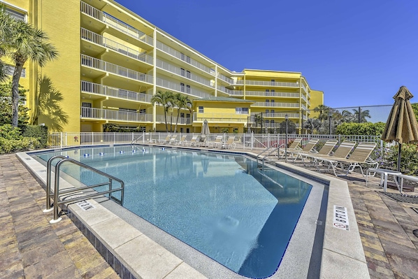 Marco Island Vacation Rental | 1BR | 1BA | Step-Free Access w/ Elevator