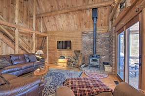 Living Room | Smart TV | Free WiFi | Central Heating | Wood-Burning Stove