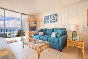 Walk out to the ocean front lanai