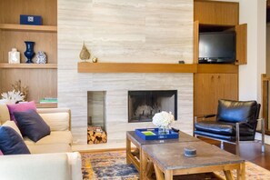 Main Floor Living Area
