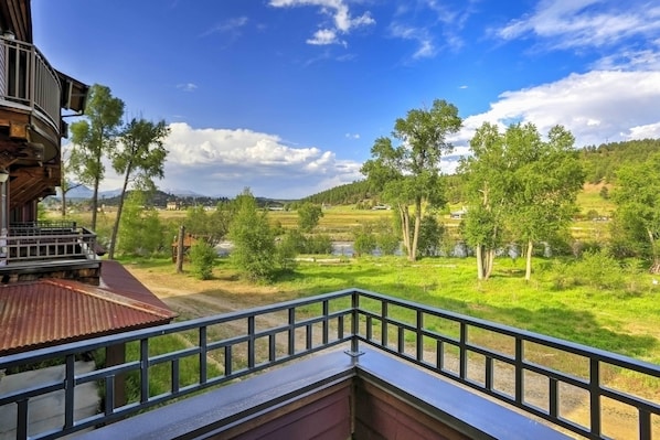 Pagosa Springs Vacation Rental | 3BR | 2.5BA | 1,900 Sq Ft | Stairs Required