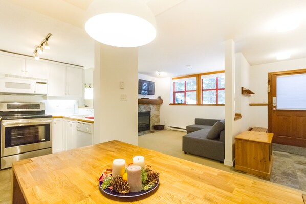 Open Plan Living/Dining/Kitchen