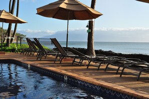 Hale Kai #213 - Your oceanfront chaise lounge awaits you (Photo courtesy K. Mathews)