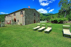 Building Exterior, Garden