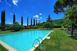 Garden, Outdoor, Pool