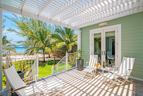 Avocado Cottage's shaded porch.