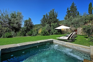 Building Exterior, Garden, Outdoor, Pool