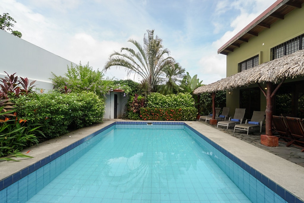 Spacious, Modern Home- Large Pool w/ Terrace, 7 min Walk to Beach!  Full AC!