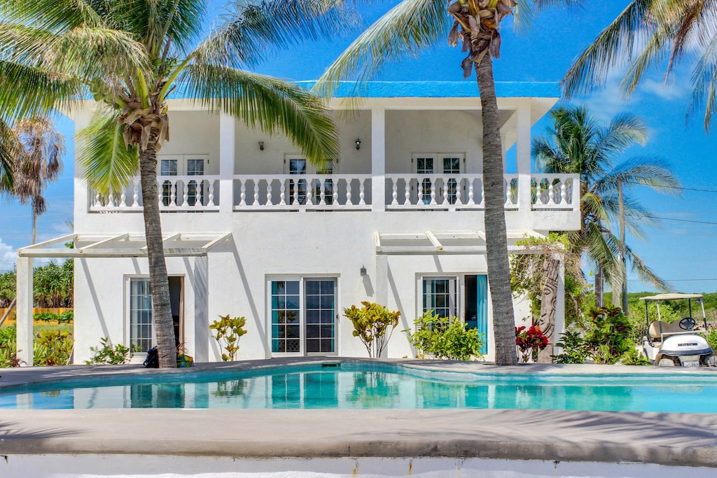Stunning Oceanfront Villa w/ Private Pool, Dock, Ocean View, Partial AC & WiFi