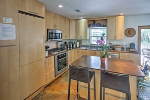 Fully Equipped Kitchen | Cooking Basics